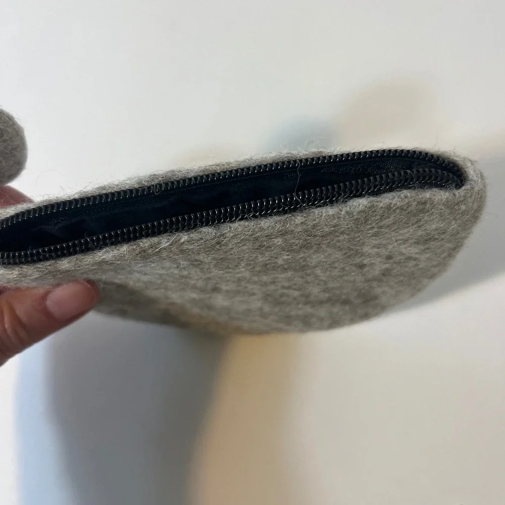 Handmade Felted Wool Bluebird Flowers‎ Bee Applique Pouch Gray Coin Purse 4 x 6